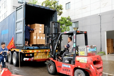 又一突破!首批“瀘州造”自行車通過跨境電商出口發(fā)運(yùn)